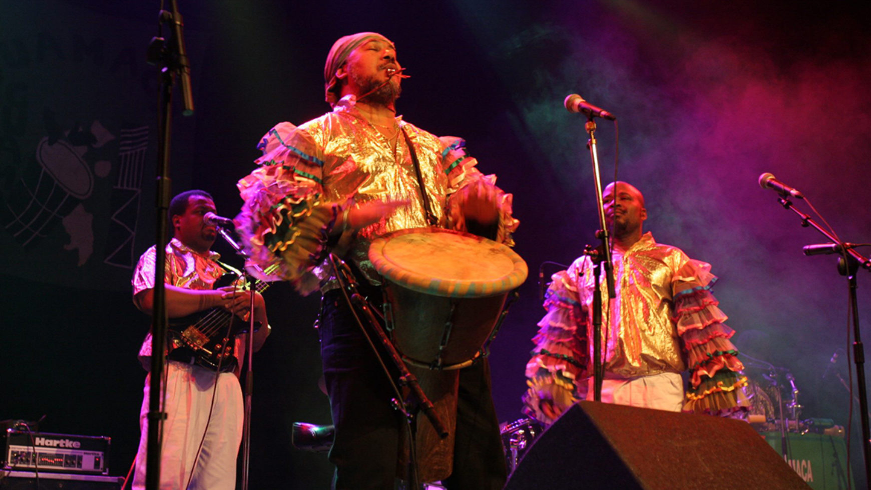 Danseuses Antillaises et Musiciens Créoles